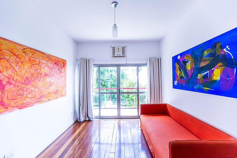 House with sea view in São Conrado