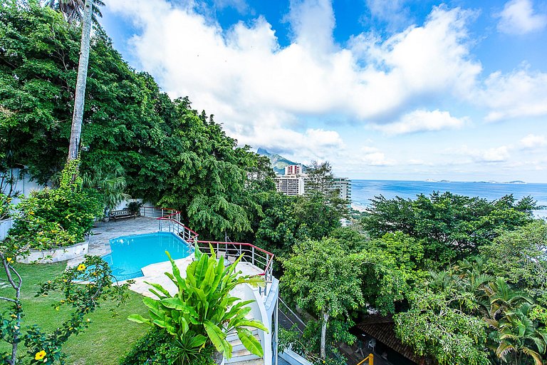 Casa com vista para o mar em São Conrado