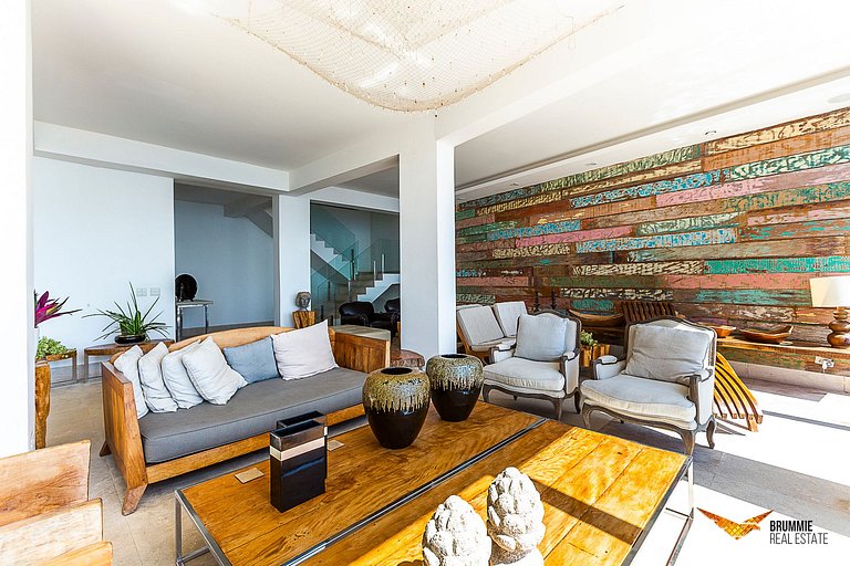 Linda Casa na Joatinga com vista Deslumbrante