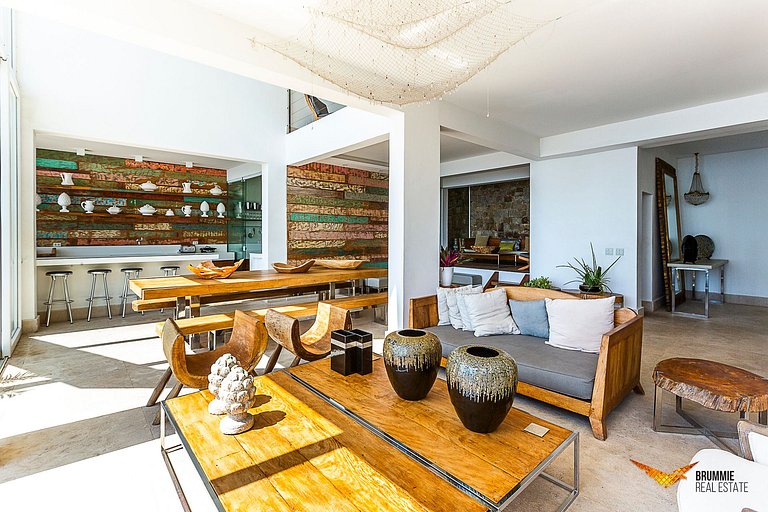 Linda Casa na Joatinga com vista Deslumbrante
