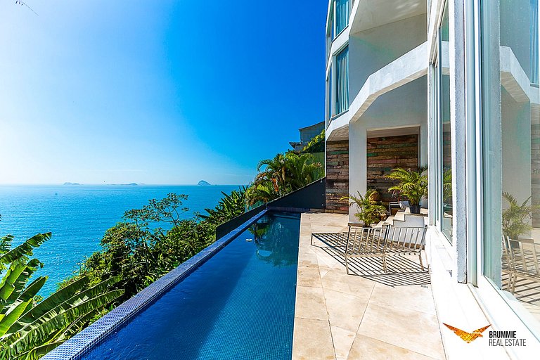 Linda Casa na Joatinga com vista Deslumbrante