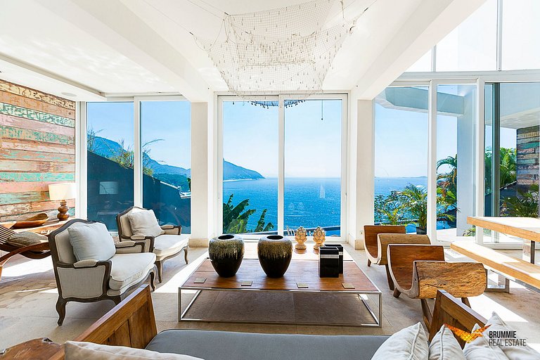 Linda Casa na Joatinga com vista Deslumbrante