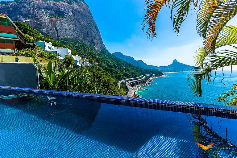 Hermosa casa en Joatinga con impresionantes vistas