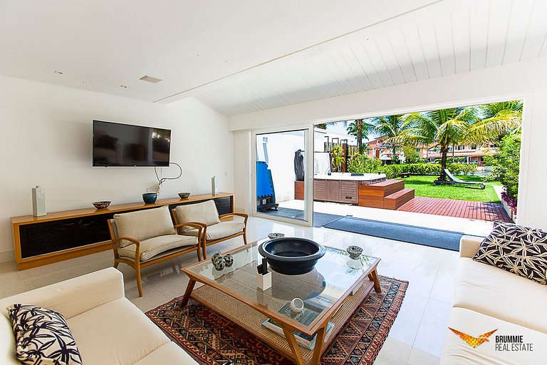 Linda Casa no Condomínio Villa Frade Angra