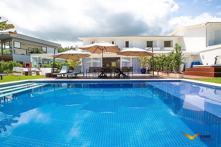 Linda Casa no Condomínio Villa Frade Angra