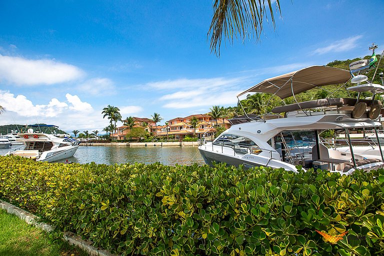 Linda Casa no Condomínio Villa Frade Angra