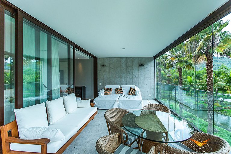 Impressionante Apartamento no Condomínio Frade