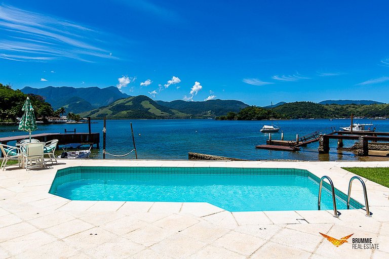 Casa Privada em Frente a Praia em Angra dos Reis