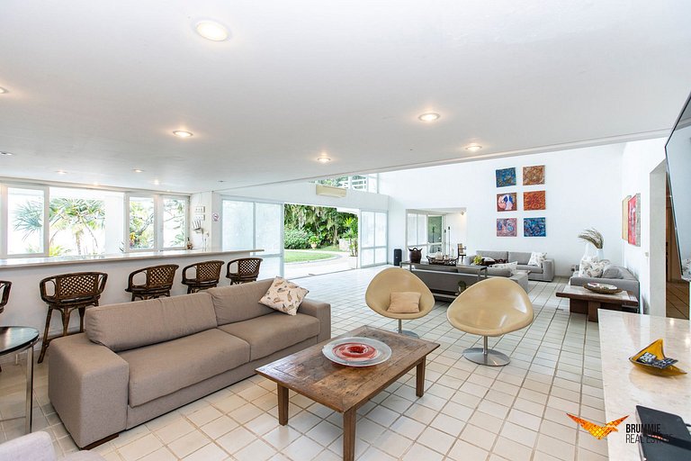 Stunning Seaside Villa in Angra dos Reis