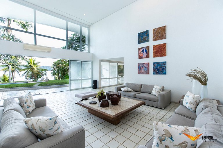 Casa deslumbrante à beira-mar em Angra dos Reis