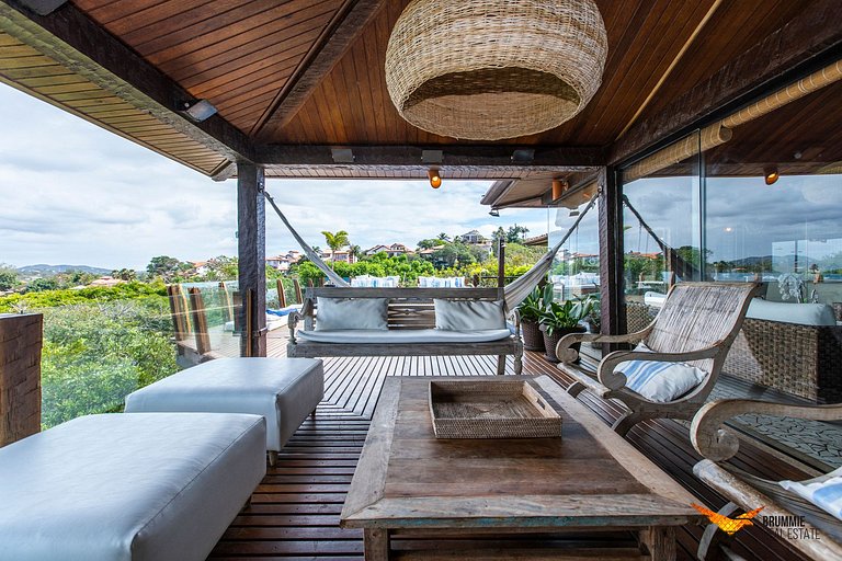 Magnificent Beachfront Mansion in Búzios