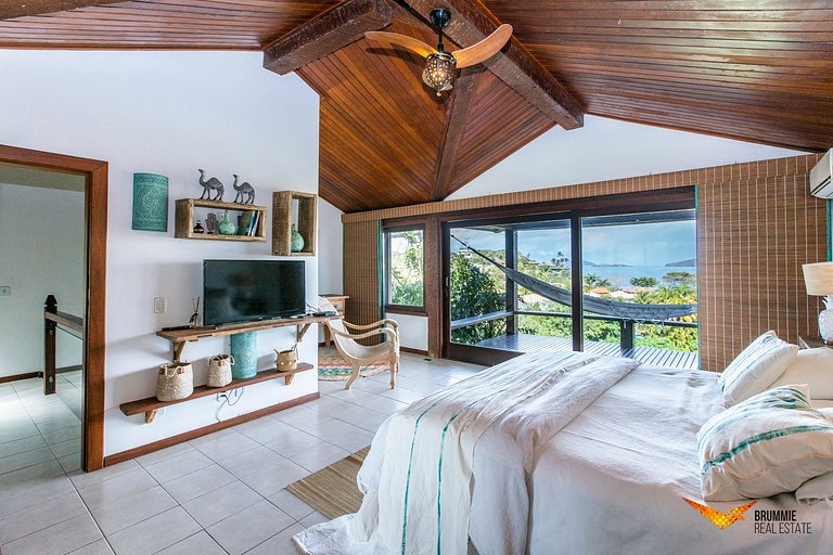 Magnífica Mansão na Beira-mar em Búzios