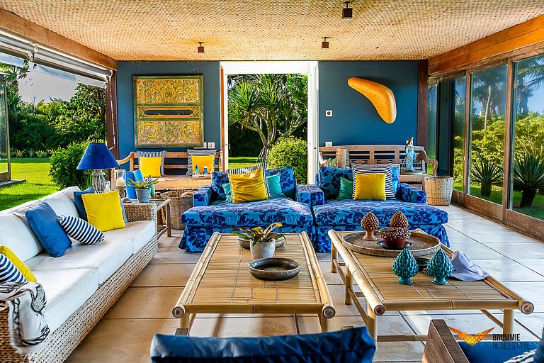 Tropical Beachfront Retreat in Búzios