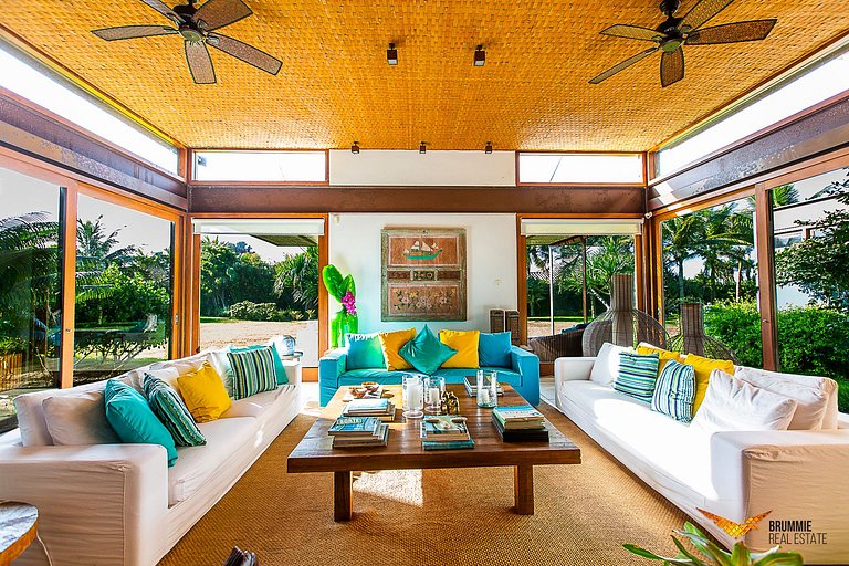 Tropical Beachfront Retreat in Búzios