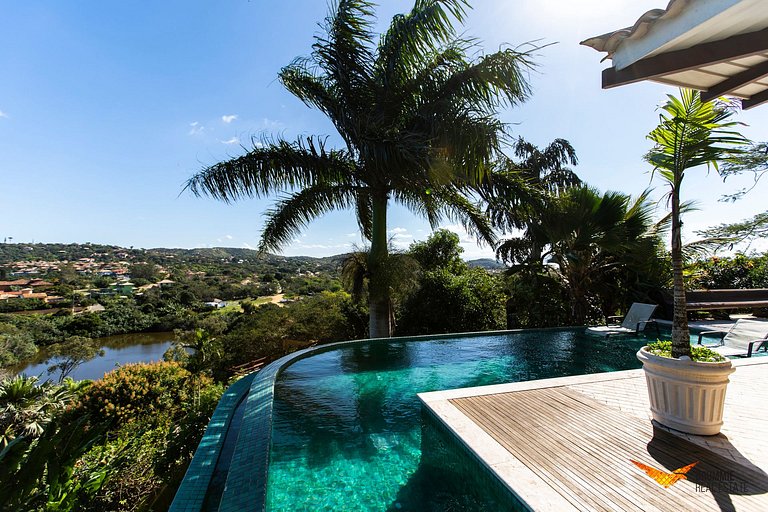 Incrível Casa em Búzios com Vista Linda