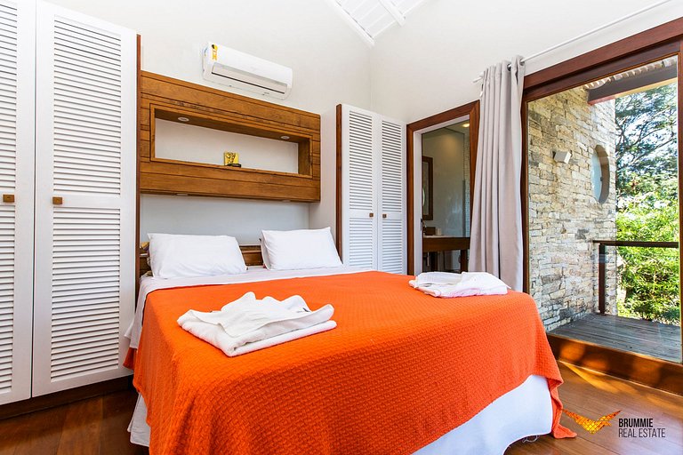 Incrível Casa em Búzios com Vista Linda