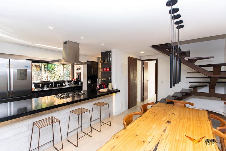 Casa Moderna em Armação dos Búzios