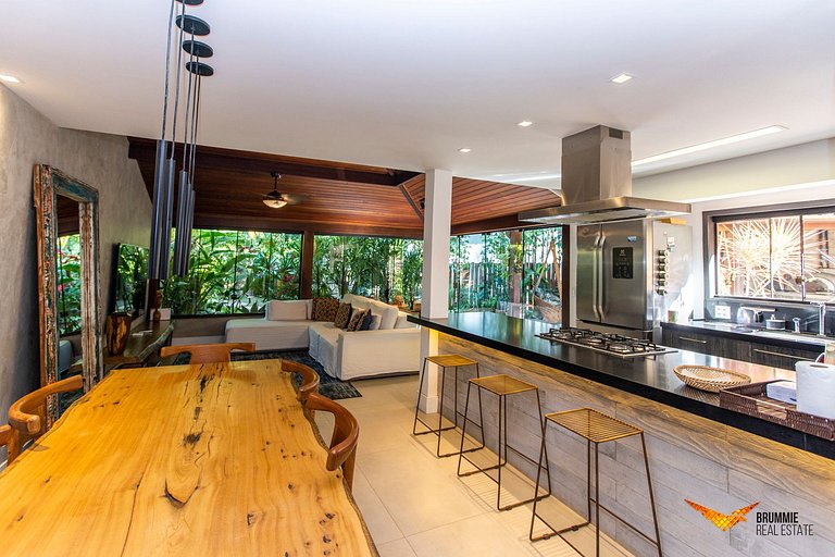 Casa Moderna em Armação dos Búzios
