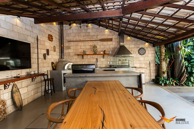 Casa Moderna em Armação dos Búzios