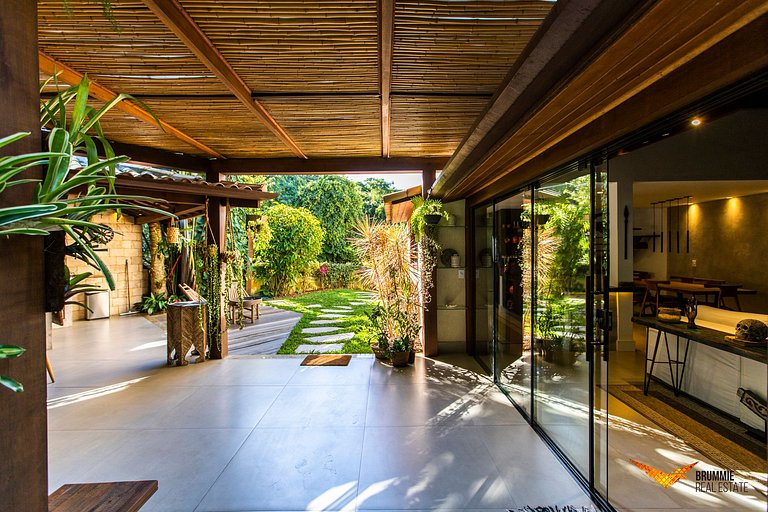 Casa Moderna em Armação dos Búzios