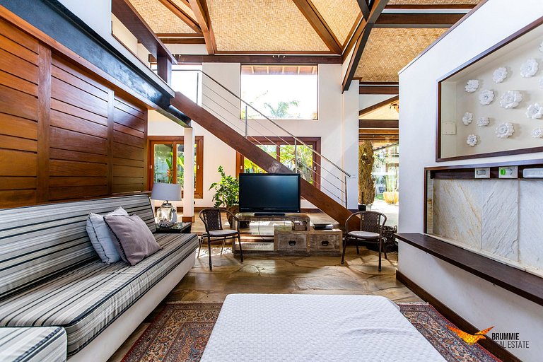 A Sanctuary of Serenity and Sophistication in Búzios