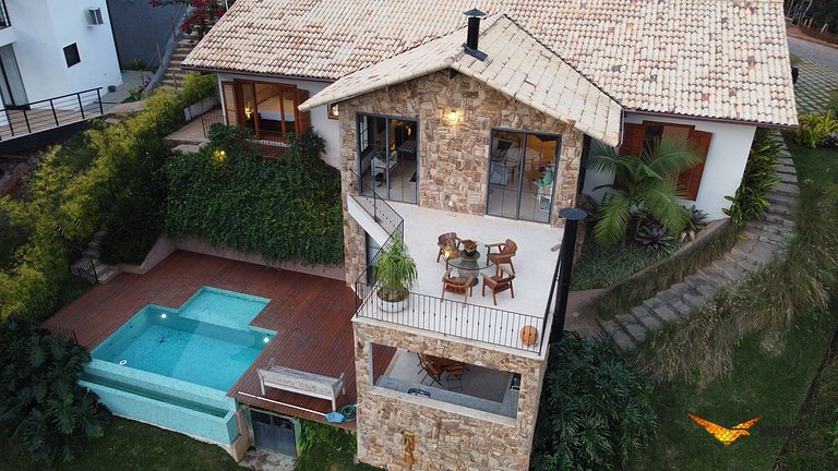 Villa in the mountains with stunning views