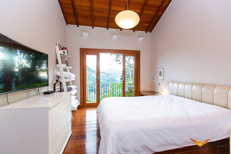 Vila na Serra com vistas deslumbrantes
