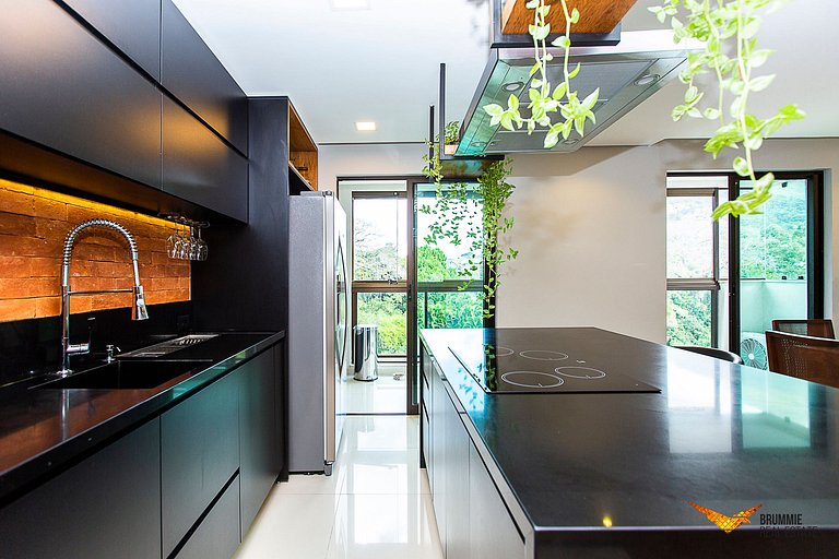 Duplex Penthouse in the Center of Itaipava
