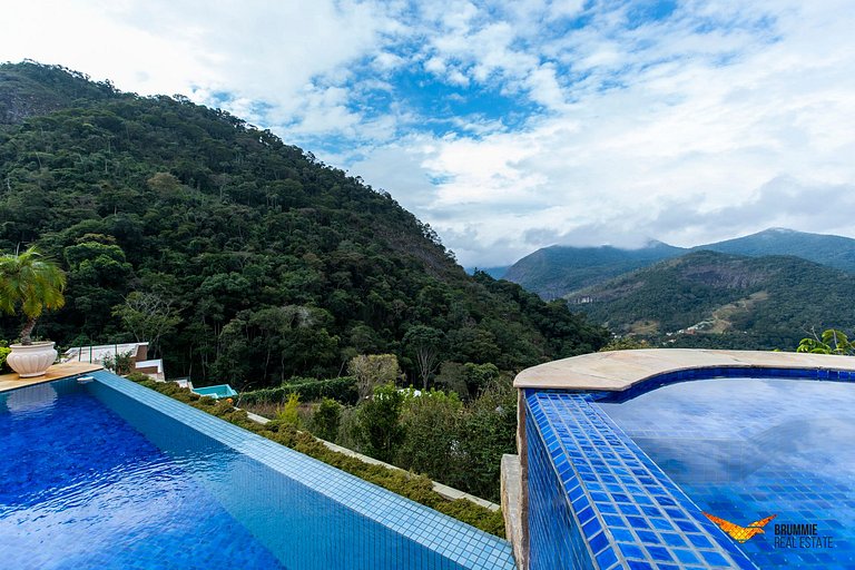 Hermosa casa de campo en Itaipava