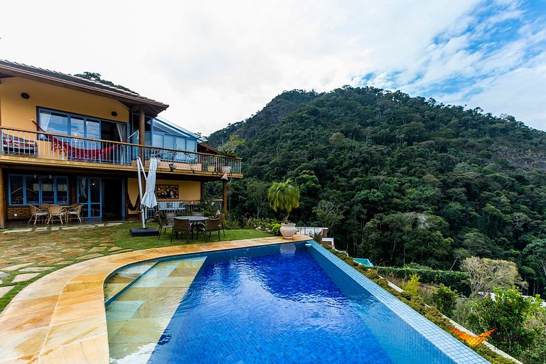 Linda Casa de Campo em Itaipava