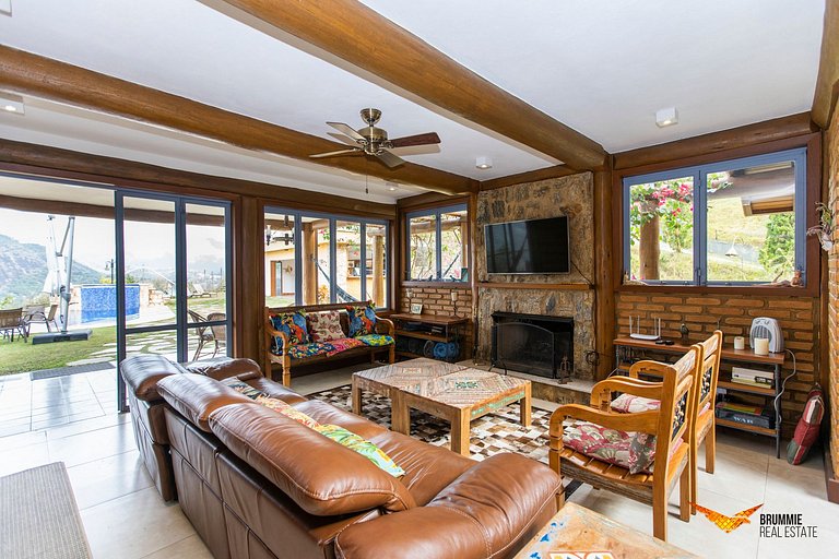 Beautiful Country House in Itaipava