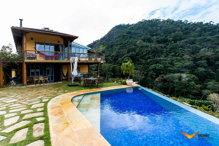 Linda Casa de Campo em Itaipava