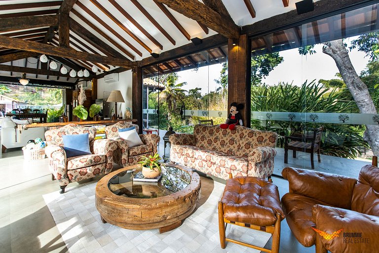 Paradise Ranch in the Mountains
