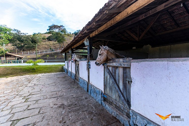 Sitio Paradisíaco na Serra