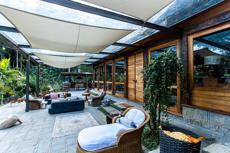 Sitio extraordinario en Petropolis