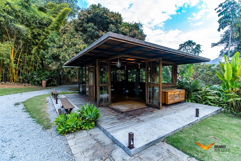 Extraordinário Sítio em Petrópolis