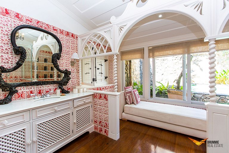 Historical Charm in Paraty