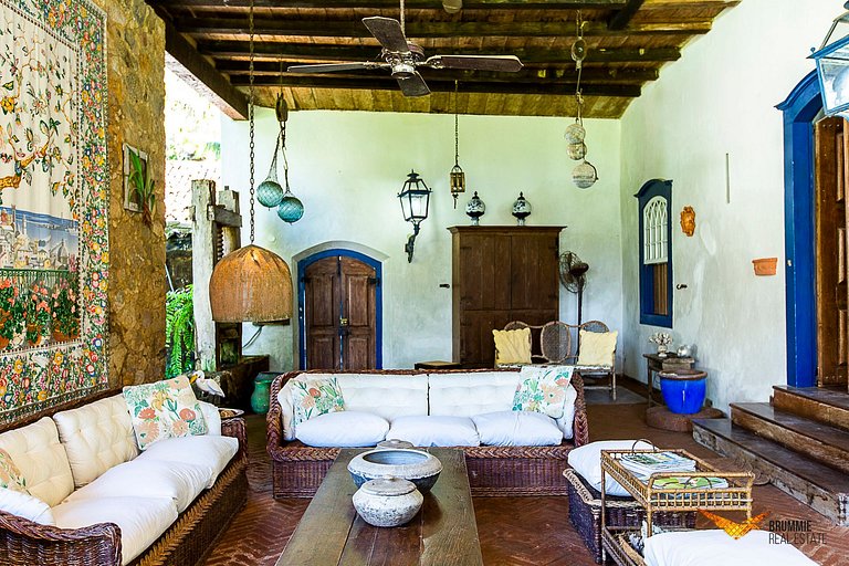 Seaside Charm in Paraty