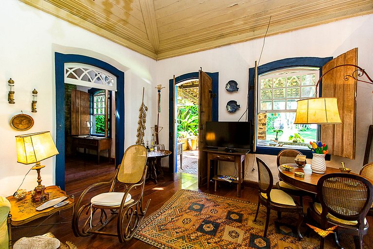 Seaside Charm in Paraty