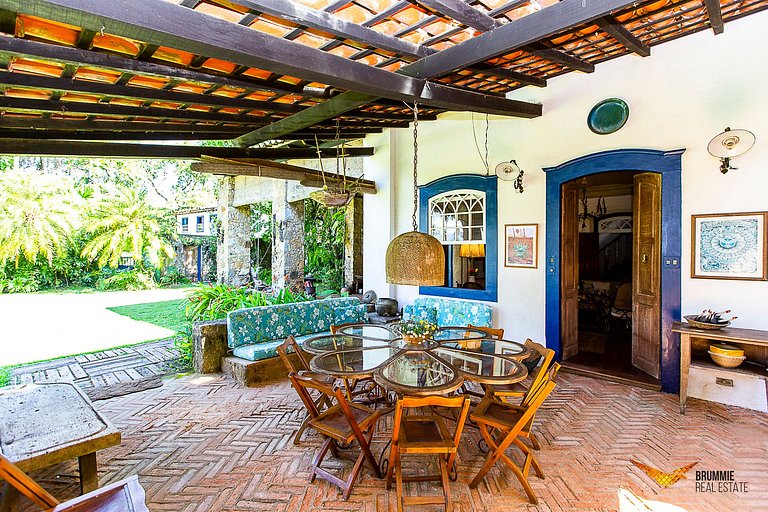 Seaside Charm in Paraty