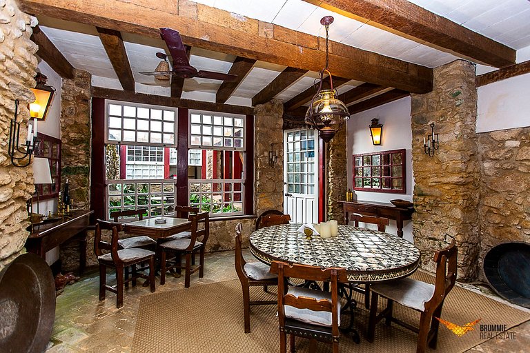 Comfort in the Heart of Paraty's Historic Center