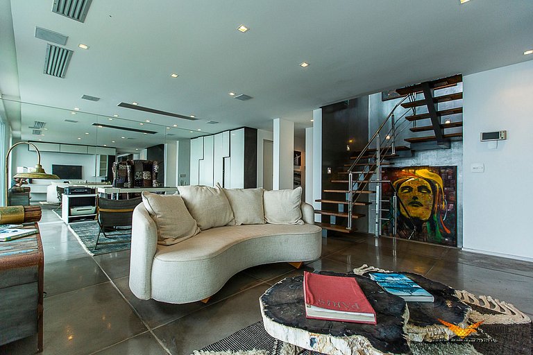 Mansão moderna com design contemporâneo e vistas deslumbrant