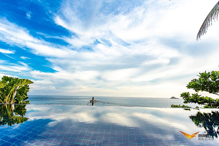 House with Beautiful View of the Sea and São Conrado Beach