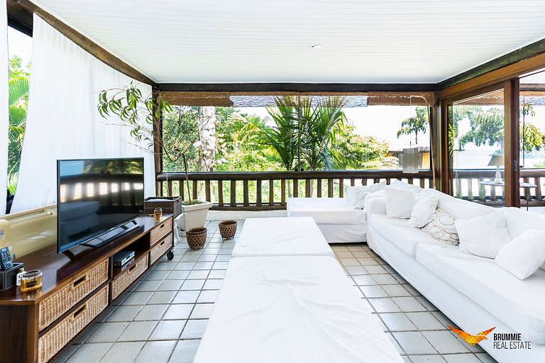 Beautiful Beachfront House in Angra dos Reis