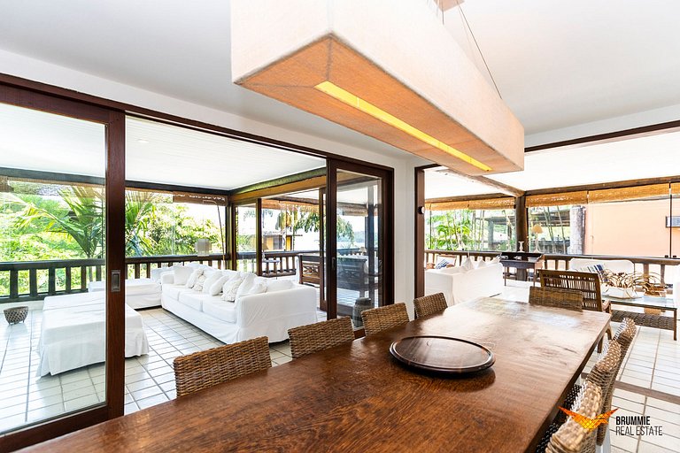Linda Casa Pé na Areia em Angra dos Reis