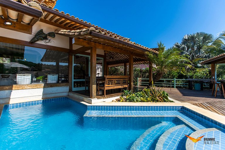 Beautiful Mansion in Ferradurinha Búzios
