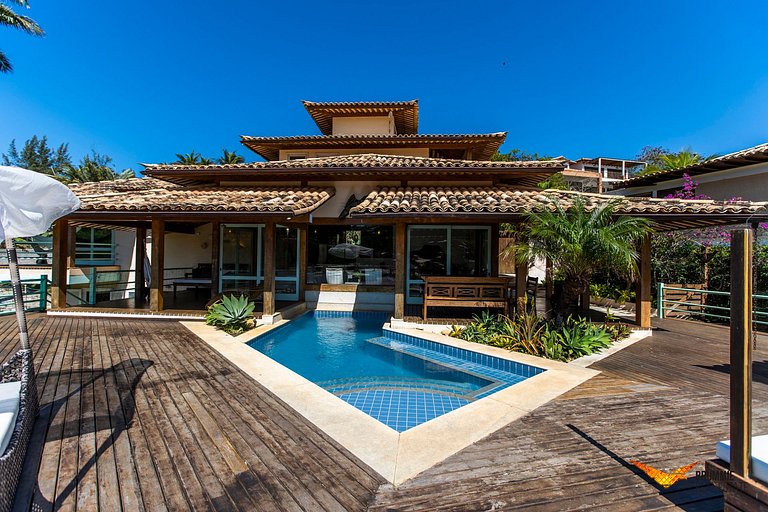 Beautiful Mansion in Ferradurinha Búzios