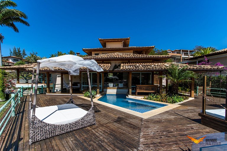 Beautiful Mansion in Ferradurinha Búzios