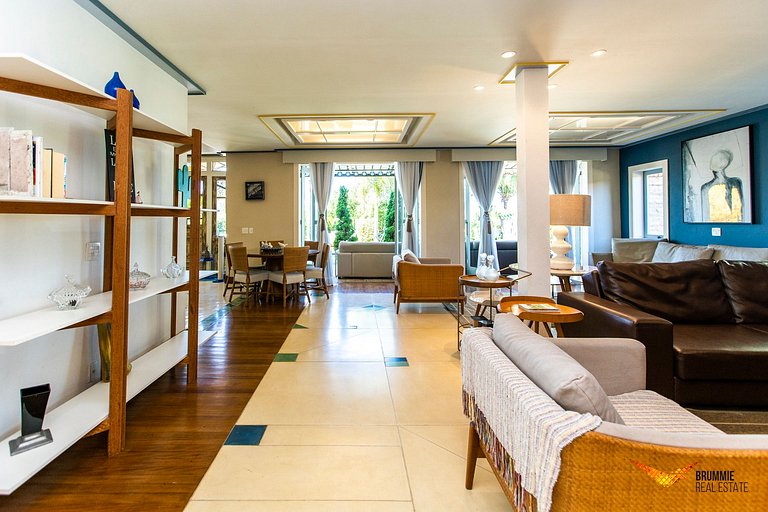 Stunning Mansion in Búzios