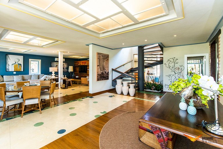 Stunning Mansion in Búzios
